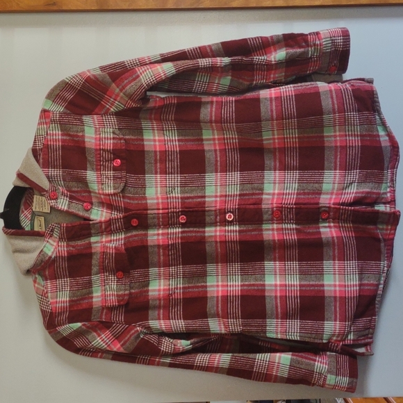 Girls L.L Bean fleece lined flannel shaket. Perfect fall staple. Warm , cozy - Picture 1 of 5